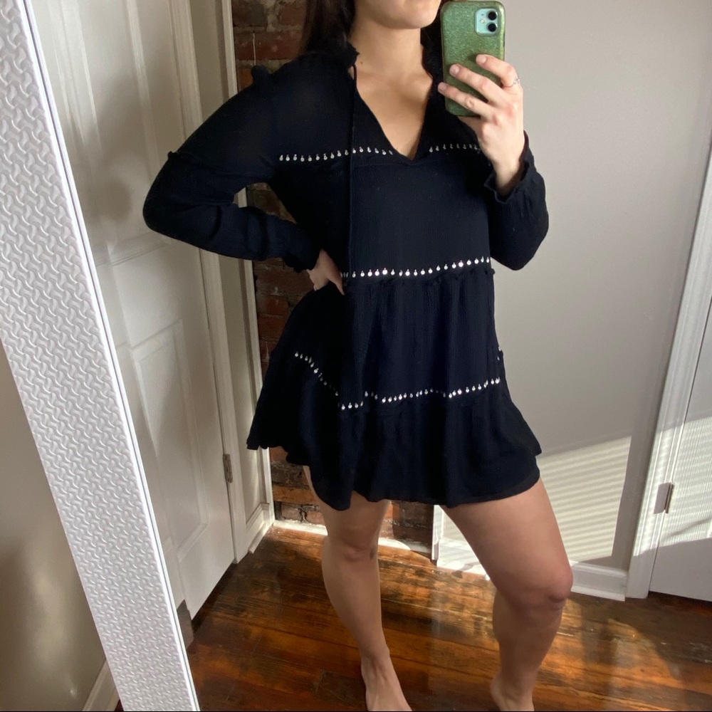 Lulu’s Make Some Waves Black Tiered Long Sleeve Boho Swing Dress Size Small - Picture 7 of 16